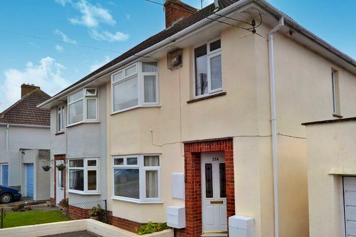 1 Bedroom Flat To Rent In Stonehill, Street, BA16