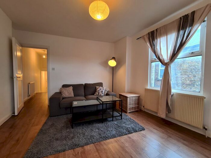 2 Bedroom Property To Rent In High Road, London, NW10