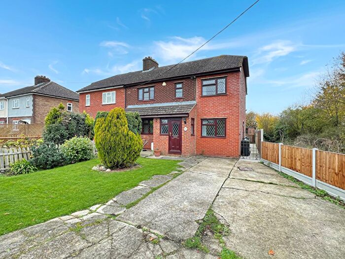 4 Bedroom Semi-Detached House For Sale In Hawbush Green, Cressing, Braintree, CM77