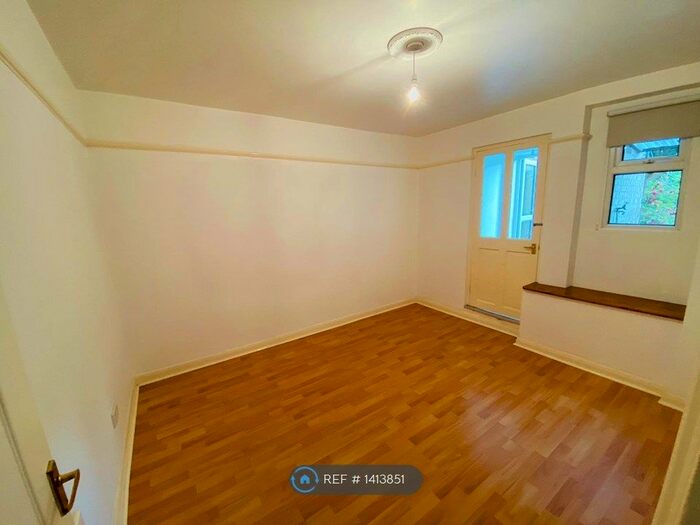 2 Bedroom Terraced House To Rent In Fonblanque Road, Sheerness, ME12