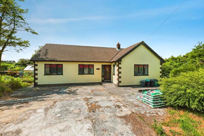 3 Bedroom Bungalow For Sale In Blaenycoed, Carmarthen, Carmarthenshire, SA33