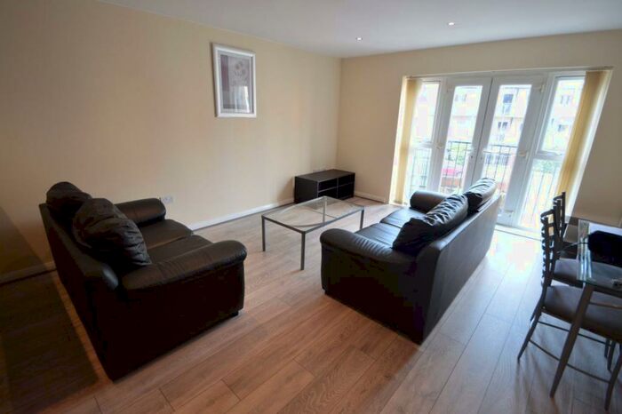 2 Bedroom Flat To Rent In Caminada House, Hulme, Manchester, M15