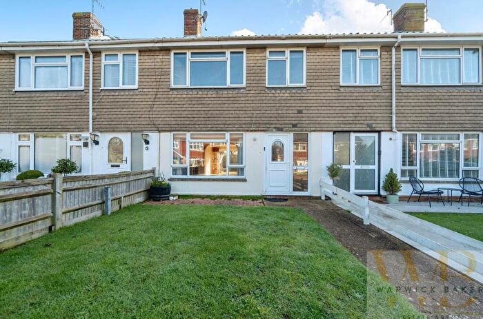 3 Bedroom Terraced House For Sale In St. Giles Close, Shoreham-By-Sea, BN43