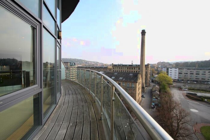 2 Bedroom Flat To Rent In , Salts Mill Road, Saltaire, Shipley, BD17