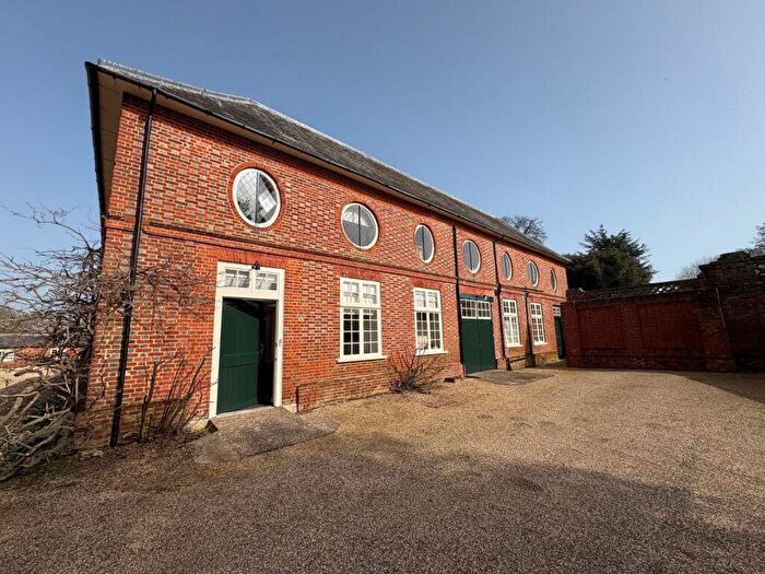 3 Bedroom Maisonette To Rent In Broadlands Park, Romsey, Hampshire, SO51