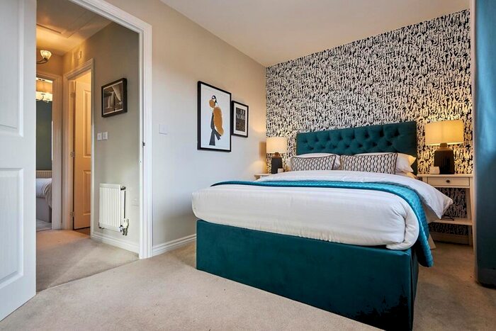 2 Bedroom Semi-Detached House For Sale In Cwrt Sirhowy Cwm Gelli Blackwood, NP12