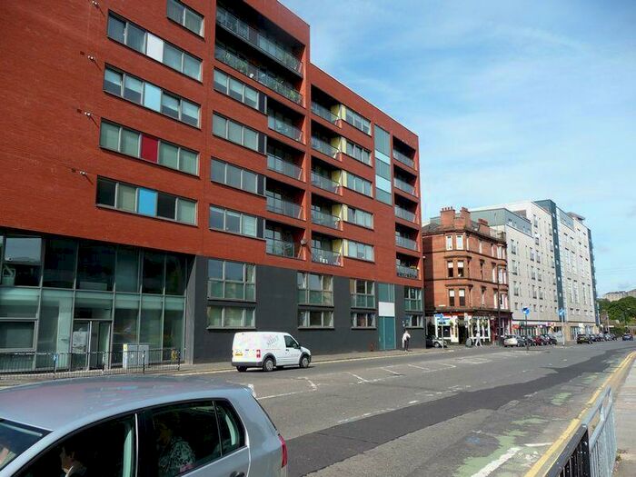 3 Bedroom Flat To Rent In McPhater Street, Matrix Building, City Centre, Glasgow, Lanarkshire, G4