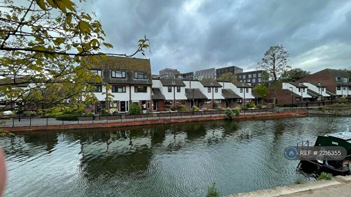 4 Bedroom Terraced House To Rent In Grand Walk, London, E1