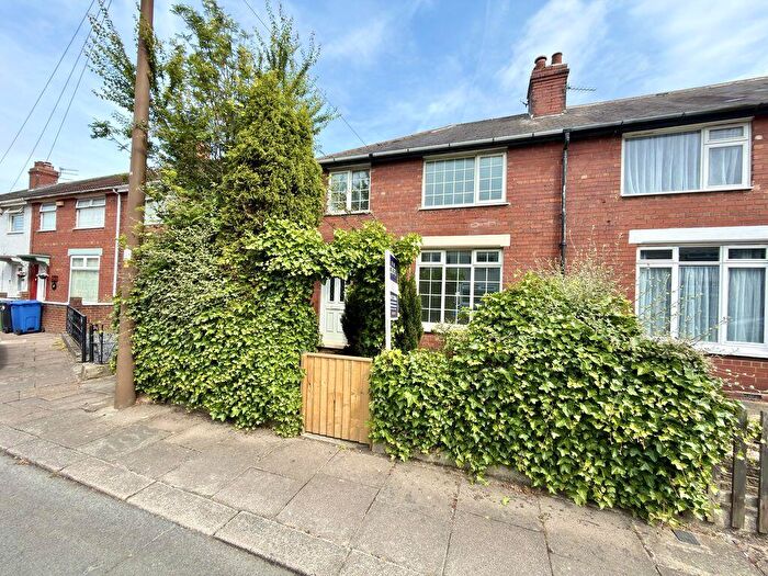 3 Bedroom End Of Terrace House To Rent In St Albans Avenue, Grimsby, DN31