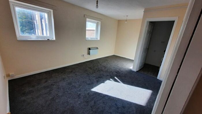 1 Bedroom Flat To Rent In Rookery Lane, Aldridge, Walsall, WS9