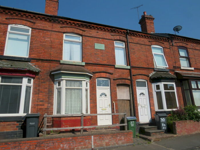 3 Bedroom Terraced House To Rent In Farm Road, Oldbury, B68