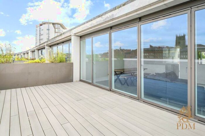 3 Bedroom Penthouse To Rent In Canal Street, Nottingham, NG1