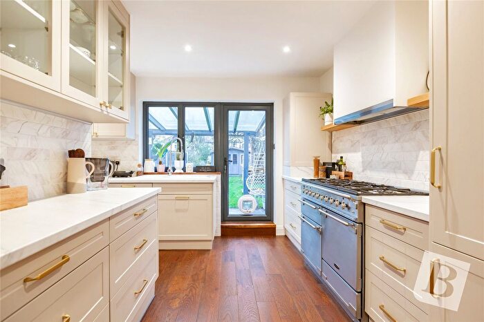 2 Bedroom Terraced House For Sale In Standfield Road, Dagenham, RM10