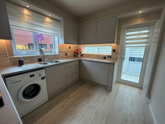 2 Bedroom Bungalow To Rent In Wigan Road, Hunger Hill, Bolton, BL3