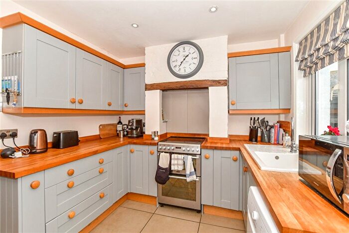 2 Bedroom Terraced House For Sale In Beacon Oak Road, Tenterden, Kent, TN30
