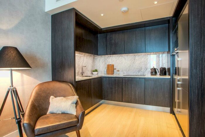 1 Bedroom Apartment To Rent In Charrington Tower, New Providence Wharf, London, E14