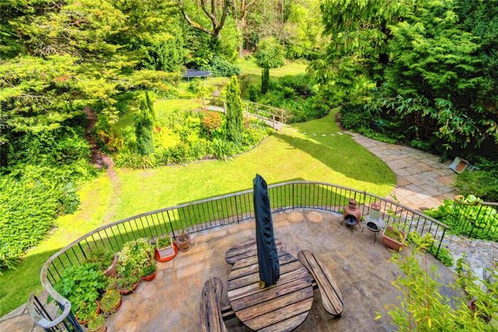 4 Bedroom Detached House For Sale In Bassett Close, Bassett, Southampton, Hampshire, SO16