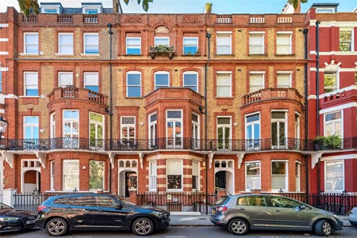 2 Bedroom Flat To Rent In Bramham Gardens, London, SW5