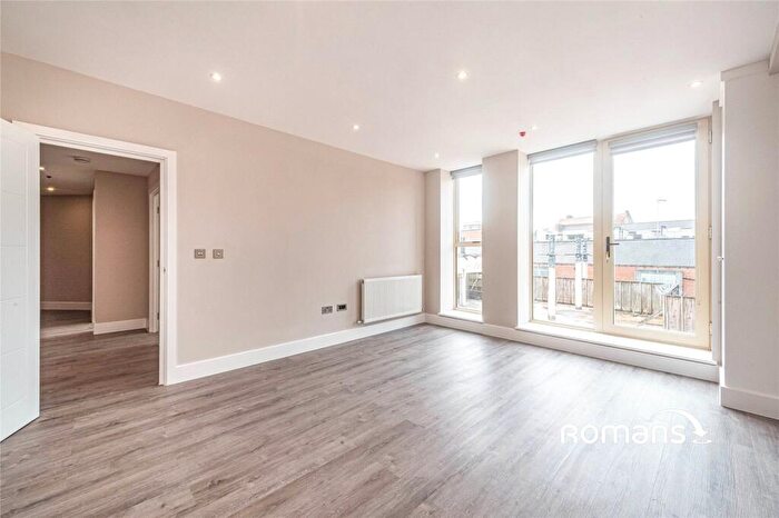 2 Bedroom Flat To Rent In Friar Street, Reading, Berkshire, RG1