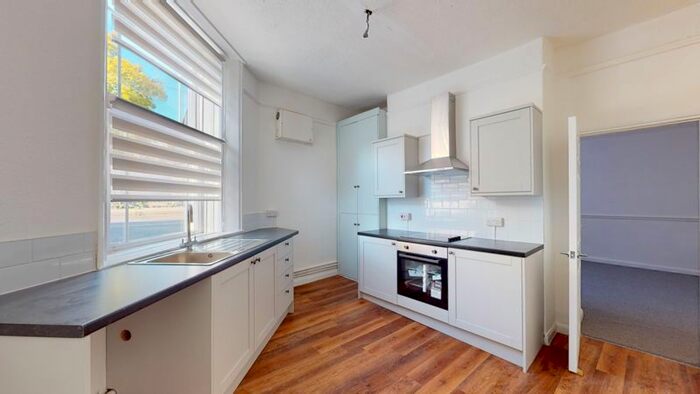 1 Bedroom Flat To Rent In Brownlow Terrace, Stamford, PE9