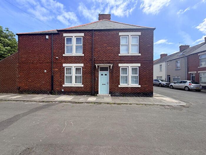 3 Bedroom Flat To Rent In Kimberley Street, Blyth, NE24