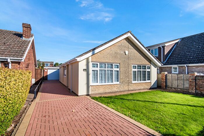 3 Bedroom Detached Bungalow For Sale In Langton Road, Holton-Le-Clay, Grimsby, DN36