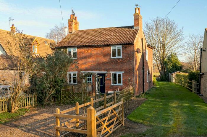 2 Bedroom Semi-Detached House For Sale In Moor End Road, Radwell, MK43