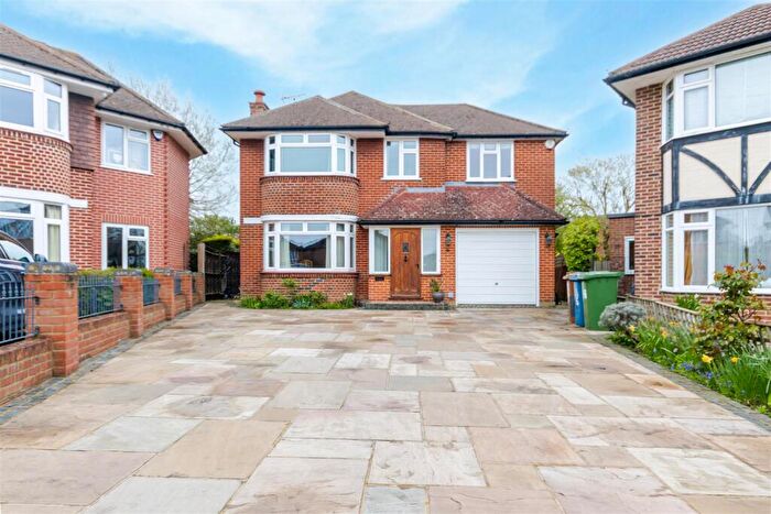 4 Bedroom Detached House For Sale In Ashcroft, Pinner, HA5