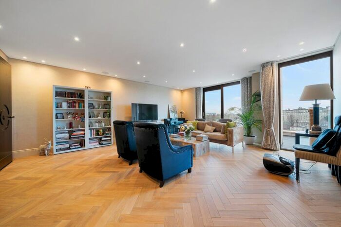 4 Bedroom Apartment To Rent In Embassy Court, Wellington Road, St Johns Wood, NW8