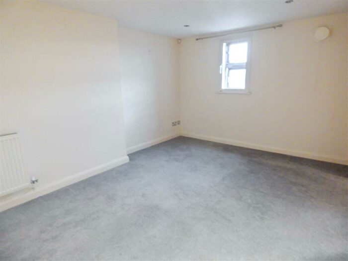 2 Bedroom Apartment To Rent In Consort Place, Tamworth, B79