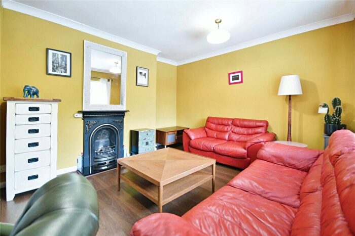 2 Bedroom Flat For Sale In Whitby Avenue, Salford, Greater Manchester, M6