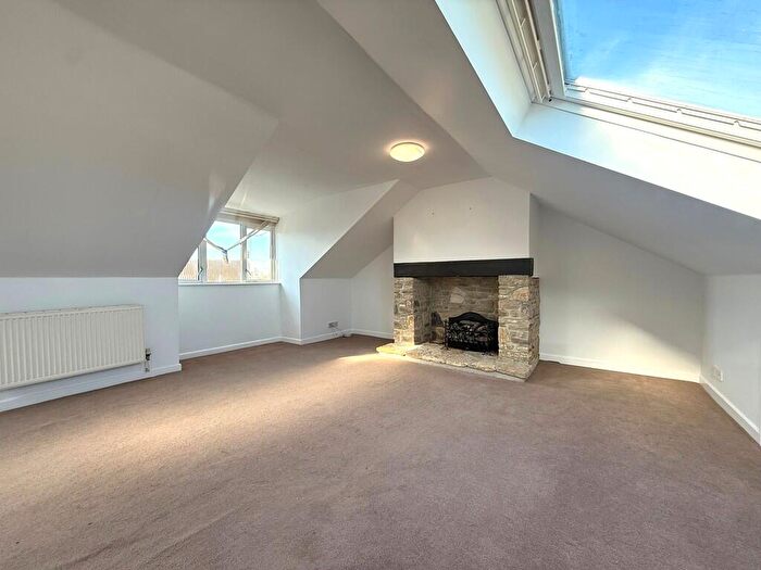 3 Bedroom Maisonette To Rent In Cheriton Bishop, EX6