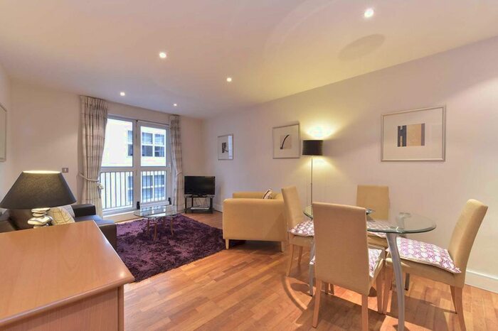 1 Bedroom Flat To Rent In Pepys Street, City Of London, EC3N