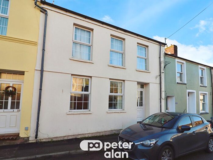 5 Bedroom Terraced House For Sale In Merthyr Road, Tongwynlais, Cardiff, CF15