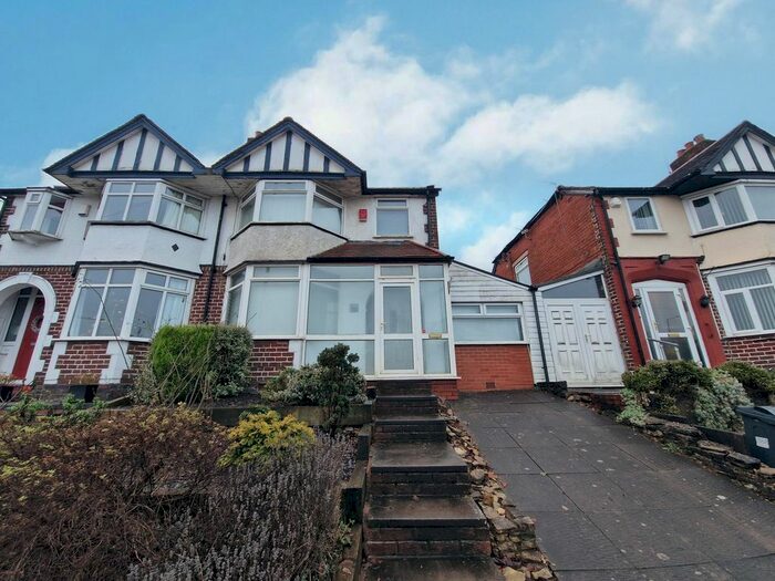 3 Bedroom Semi-Detached House To Rent In Bristol Road South, Rednal, Birmingham, B45