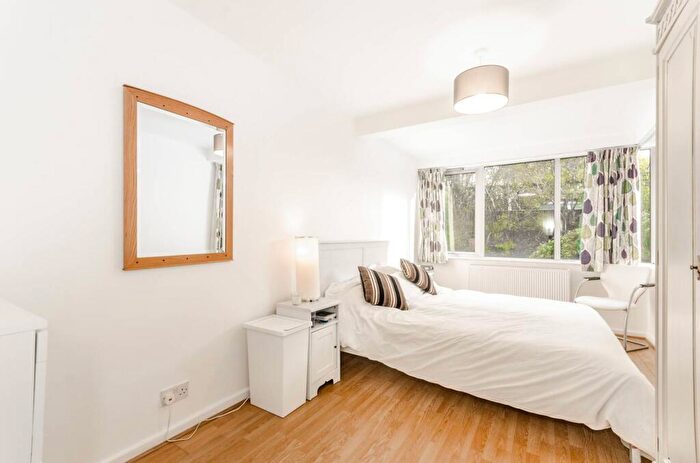 2 Bedroom Flat To Rent In Park Village East, Regent's Park, London, NW1