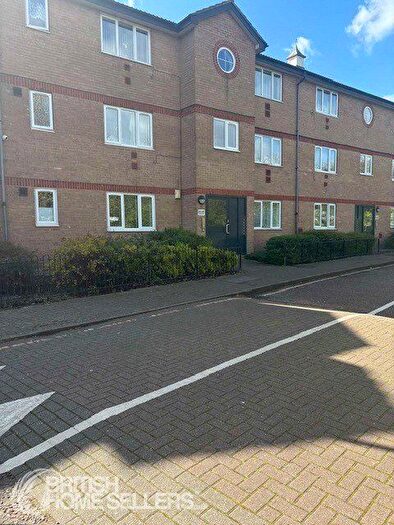 2 Bedroom Flat For Sale In Harrier Way, London, E6