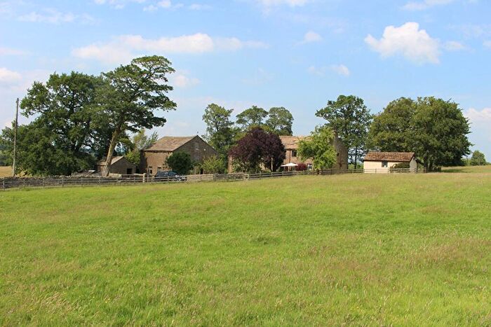 5 Bedroom Farm House For Sale In Red Lion Street, Earby, Barnoldswick, BB18