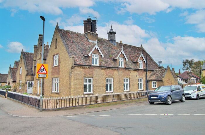 3 Bedroom Property To Rent In High Street, Ramsey, Huntingdon, PE26