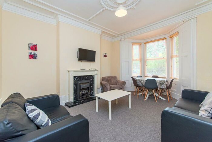 6 Bedroom Terraced House To Rent In First Avenue, Heaton, Newcastle Upon Tyne, NE6