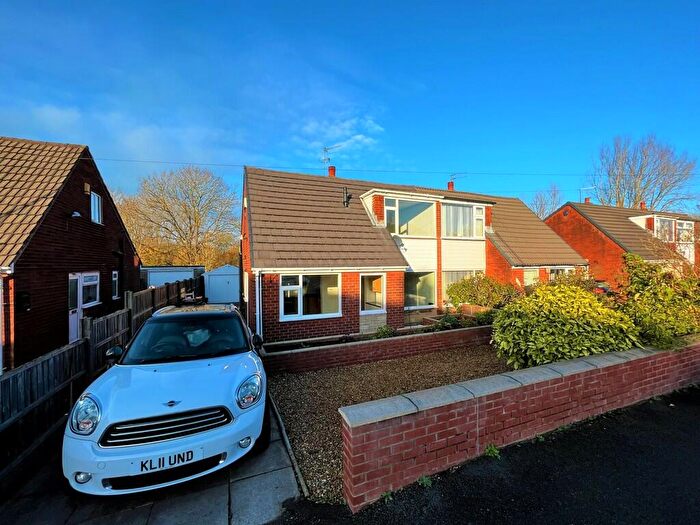 3 Bedroom Semi-Detached Bungalow To Rent In West Park Avenue, Ashton-on-ribble, Preston, PR2