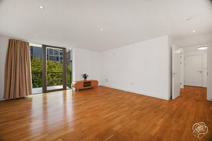 2 Bedroom Flat For Sale In Titian Heights, Scarlet Close, Stratford, E20