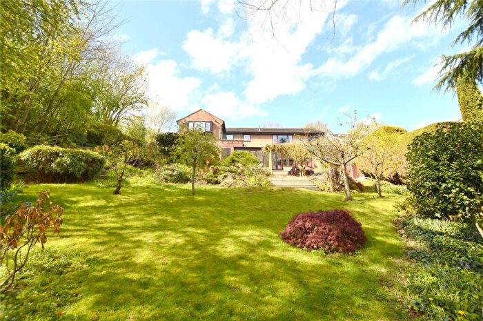 4 Bedroom Detached House For Sale In Swinnow Lane, Leeds, LS13
