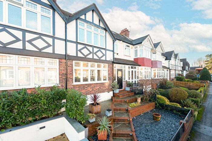 3 Bedroom Terraced House For Sale In Westcroft Road, Carshalton, SM5