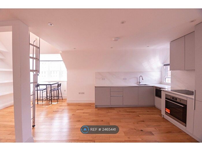 1 Bedroom Flat To Rent In Hollybush Street, London, E13