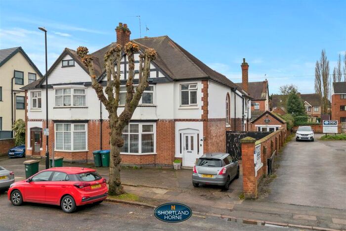 5 Bedroom Semi-Detached House For Sale In Park Road, Coventry, CV1