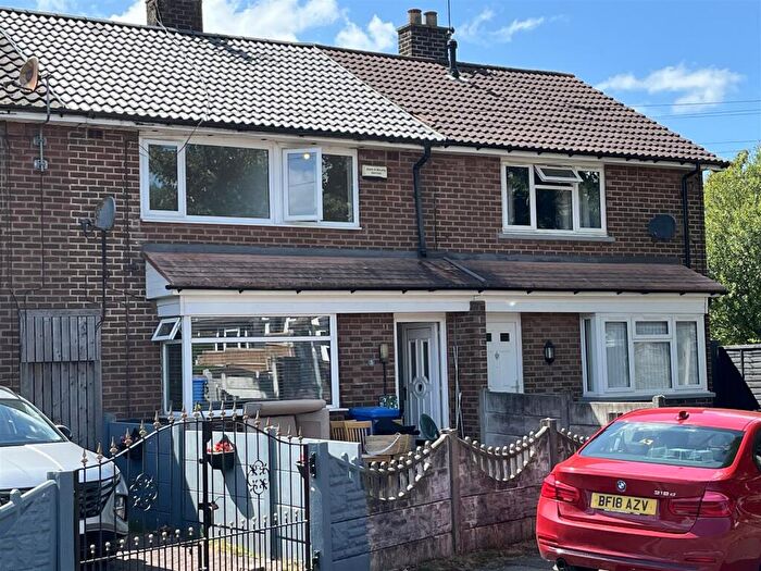 3 Bedroom House To Rent In Thornfield Grove, Little Hulton, Manchester, M38
