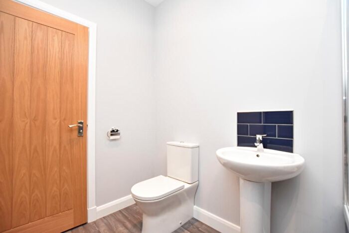2 Bedroom Flat To Rent In Castle Street, Clitheroe, BB7