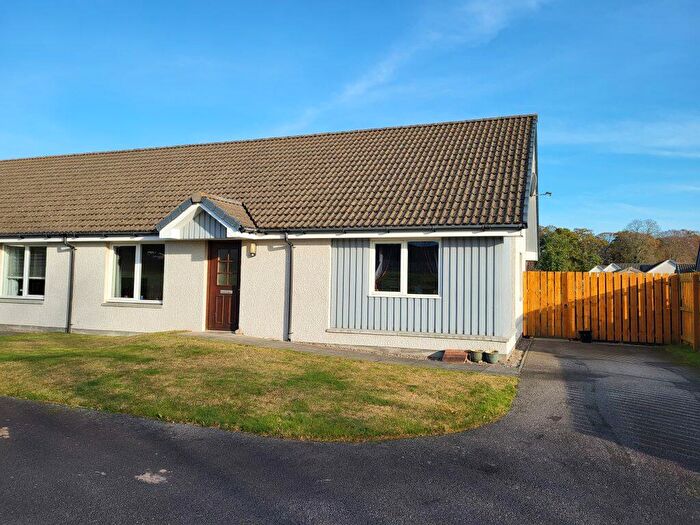 3 Bedroom Semi-Detached Bungalow For Sale In B Montrose Avenue, Auldearn, IV12
