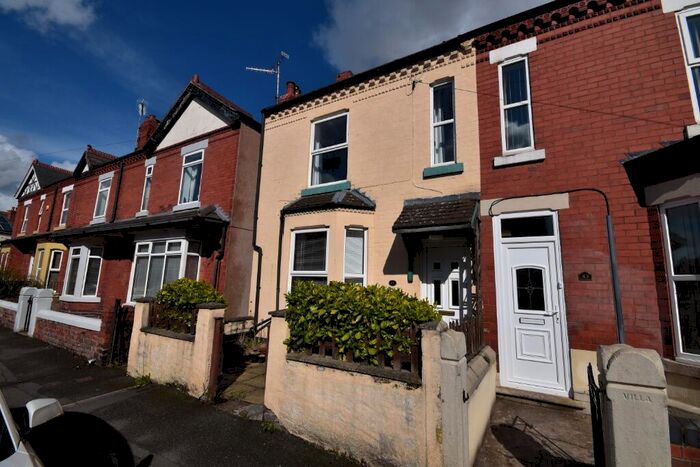 3 Bedroom Terraced House To Rent In Alexandra Road, Wrexham, LL13